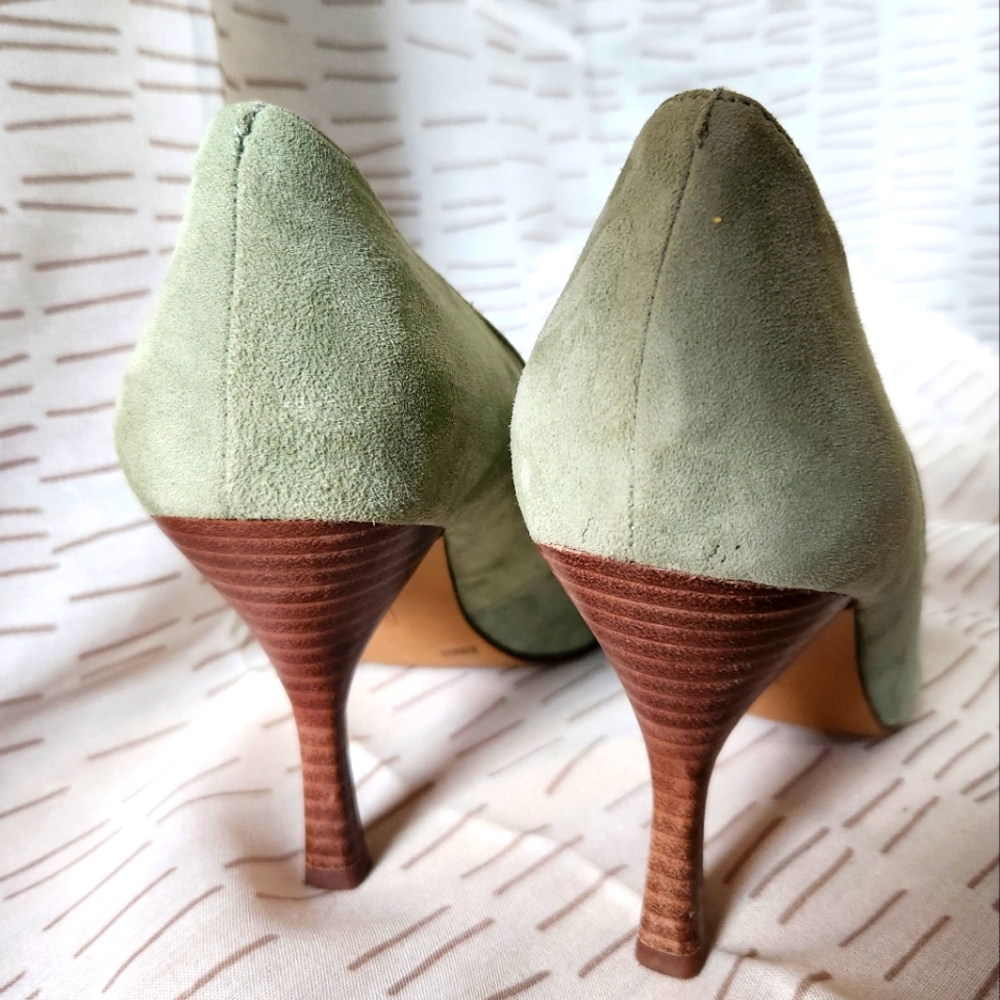 Vince Camuto Heels - Picture 4 of 7